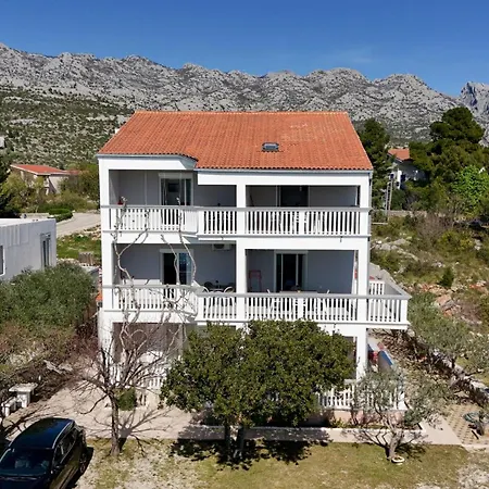 Martom 1 Апартаменты *