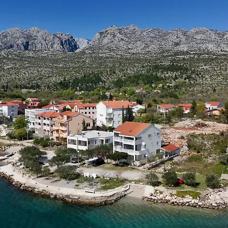 Martom 1 Селине