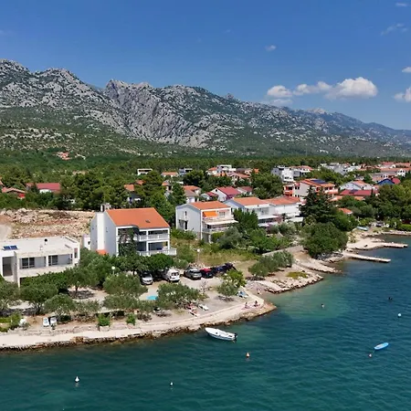 Martom 1 Апартаменты