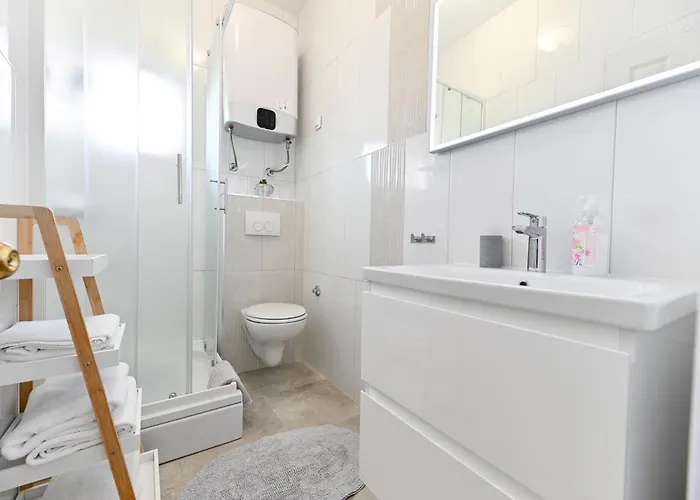 Martom 1 Селине