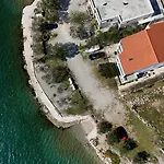 Διαμέρισμα Martom 1 *