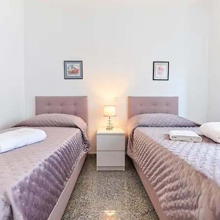 Apartment Martom 1