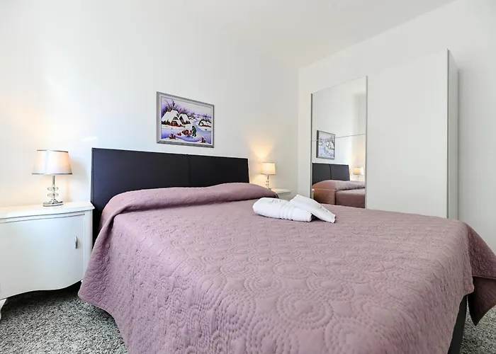 Apartamento Martom 1 Seline