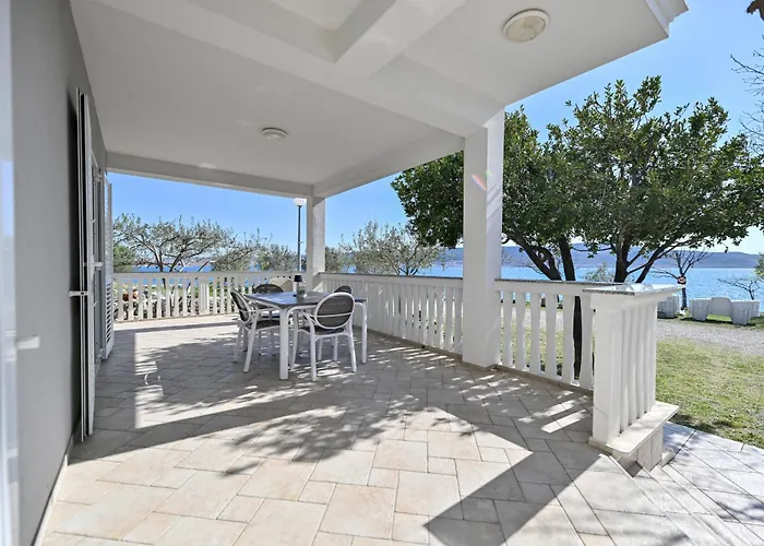 Lägenhet Martom 1 *